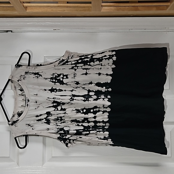 TORRID VINTAGE SLASH BACK TANK L - Picture 6 of 9